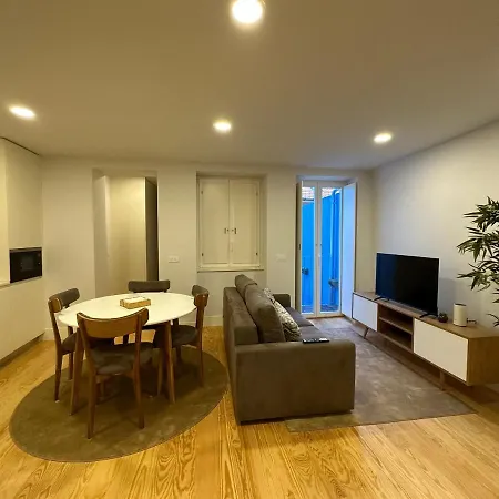 Sm Apartment *