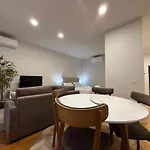 Sm Apartment *