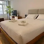 Sm *